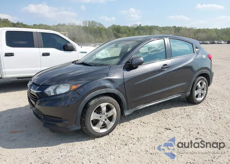 2018 Honda Hr-V Lx z USA, uszkodzony, nr VIN 3CZRU6H37JG717760